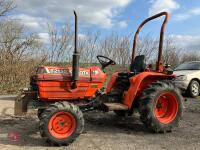KUBOTA B2150 4WD TRACTOR - 3