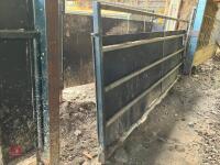 29' FIXED CATTLE RACE - 19
