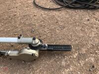 GARDENLINE 240V LONG REACH HEDGE TRIMMER - 4
