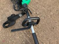 GARDENLINE 240V LONG REACH HEDGE TRIMMER - 5