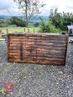 14 X 6' X 3' FENCE PANELS & 14 POSTS