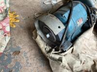 BLACK & DECKER 240V BENCH GRINDER - 6