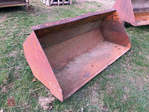 5' 4'' LOADER BUCKET