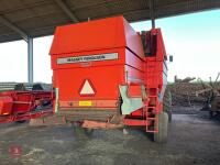 1994 MASSEY FERGUSON 32 COMBINE - 19