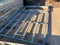 1 X HEAVY DUTY CALF CREEP GATE - 9