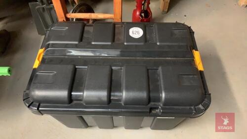 WHEELED STORAGE BOX