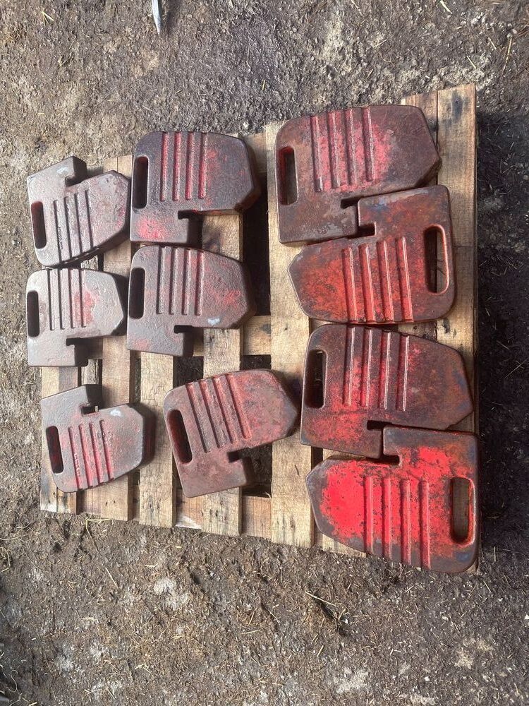 10 X 25KG MASSEY FERGUSON FRONT WEIGHTS
