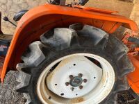 KUBOTA B1600 COMPACT 2WD TRACTOR - 12