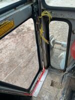 MASSEY FERGUSON 590 2WD TRACTOR - 7