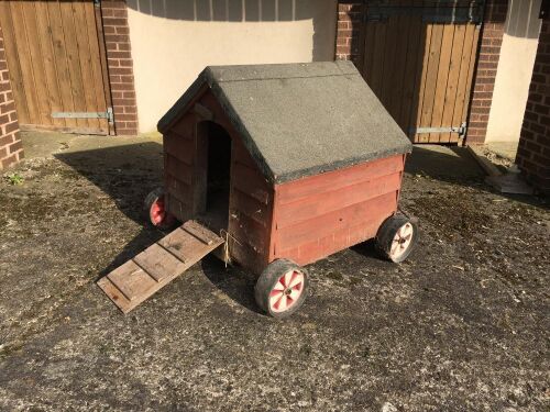 FORMER DOG KENNEL CONVERT TO DUCK HOUSE