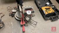 WICKES 240V CHOP SAW - 3