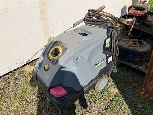 2017 KARCHER HDS/6/12 STEAM CLEANER