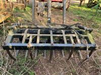 1992 CASE INTERNATIONAL 895 4WD TRACTOR - 55