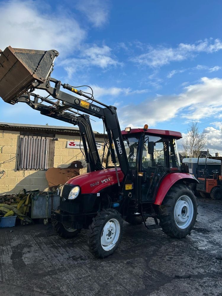 2017 YTO 504 4WD TRACTOR C/W LOADER