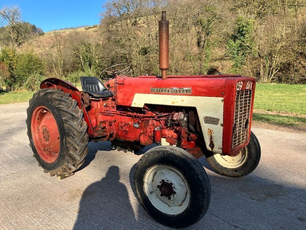 INTERNATIONAL 434 2WD TRACTOR