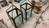 PAIR OF LANTERN LIGHTS (S/R)