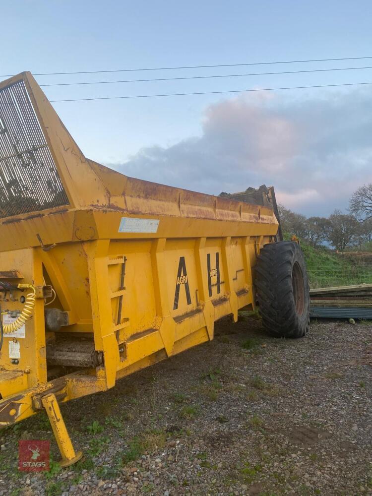 AGRI-HIRE 16T REAR DISCHARGE SPREADER