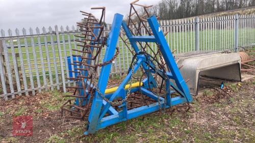 HYDRAULIC FOLDING 18' HARROWS