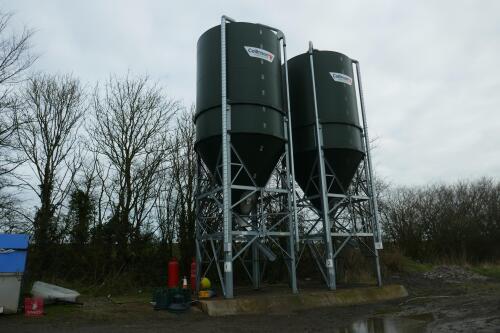 2018 32T COLLINSON BULK FEED BIN