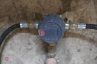 10 NOVACOMET GAS CHANGEOVER VALVES - 2