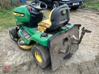 JOHN DEERE X300R RIDE-ON MOWER (S/R) - 6