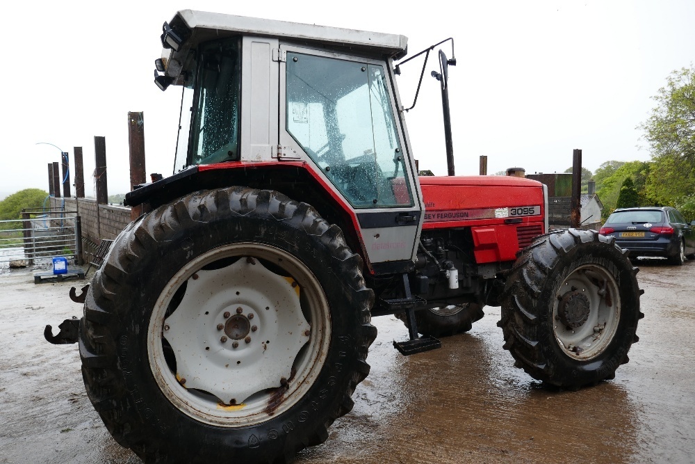 1993 MASSEY FERGUSON 3095 DYNASHIFT 4WD TRACTOR