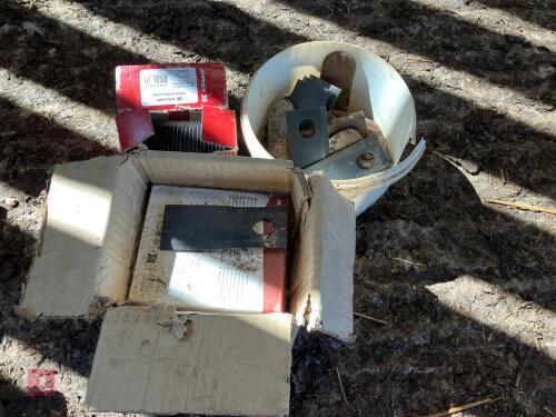 4 BOXES OF KRAMP MOWER BLADES