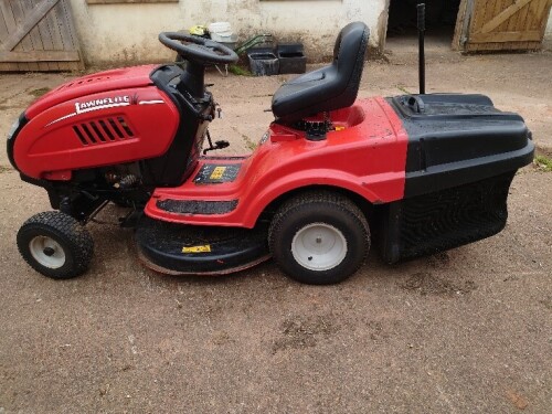 LAWNFLITE 604 LA RIDE ON LAWN MOWER