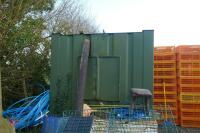 20'6" X 8' SHIPPING CONTAINER - 17