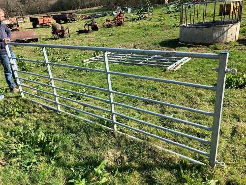 IAE 12' GALVANISED FIELD GATE