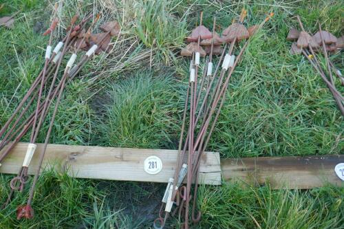 10 METAL ELECTRIC FENCE STAKES