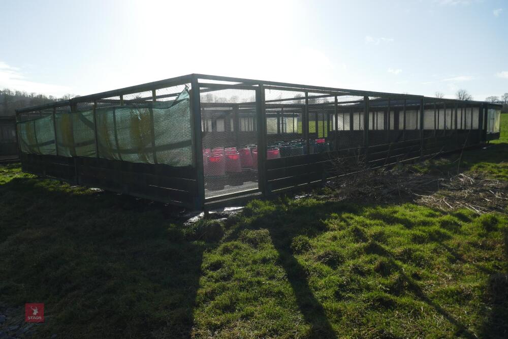 METAL VERANDA AND NIGHT SHELTER PENS