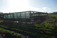 METAL VERANDA AND NIGHT SHELTER PENS