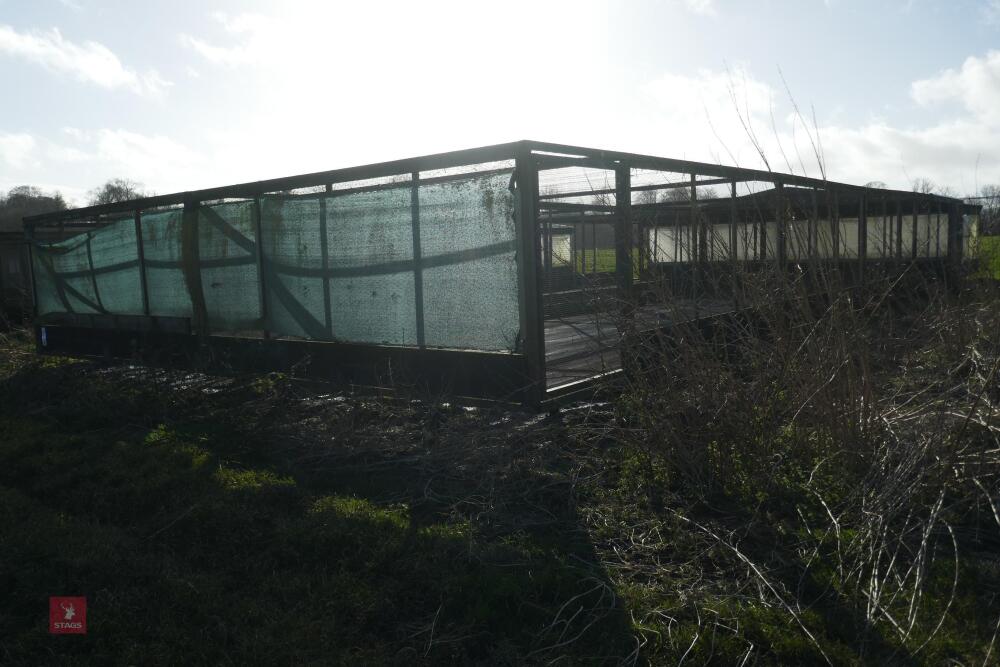 METAL VERANDA AND NIGHT SHELTER PENS