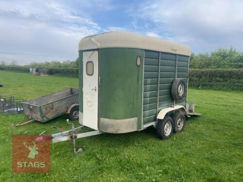 SINCLAIR EQUINE TRAILER