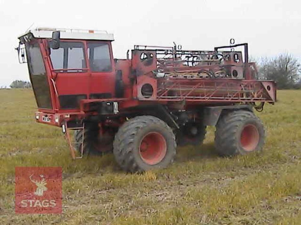 SANDS 3600 SELF PROPELLED CROP SPRAYER