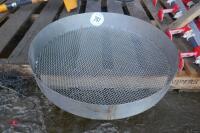 SIEVE AND INSPECTION LIGHT - 5