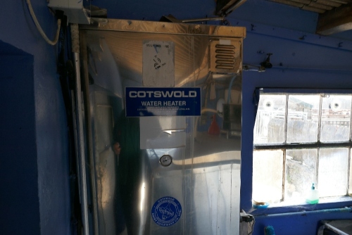 COTSWOLD WATER HEATER