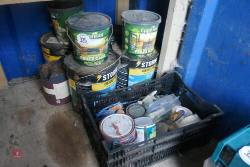 SELECTRION OF FENCING & SHED PAINT