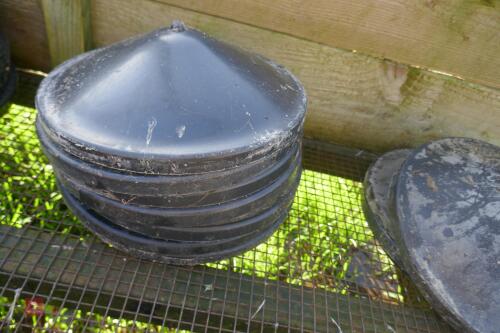 10 INTERNAL MANOLA FEEDER LIDS