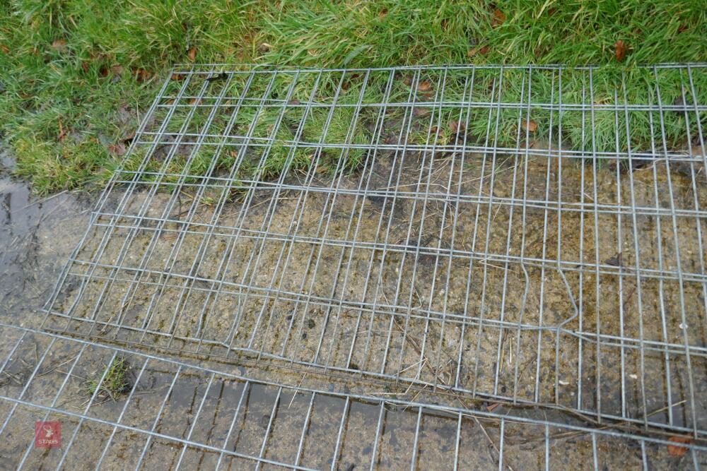 2 WIRE MESH LENGTHS (10'x3')