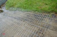 2 WIRE MESH LENGTHS (10'x3') - 6
