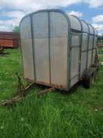 10' LIVESTOCK TRAILER (S/R) - 2