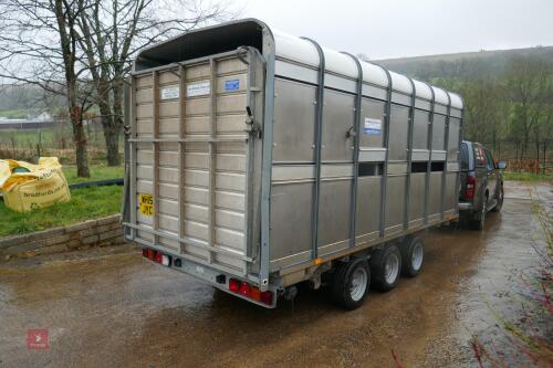 IFOR WILLIAMS 14' LIVESTOCK TRAILER