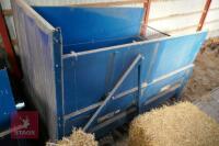 WARWICK SINGLE AXLE SILAGE/GRAIN TRAILER