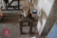 LARGE ANVIL & STAND - 5