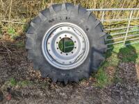 SET OF TWO FRONT TRACTOR WHEELS - 3