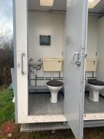 14 CUBICLE FLUSHING TOILET TRAILER - 7