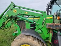 2009 JOHN DEERE 6530 PREMIUM 4WD TRACTOR - 38