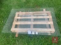 2 X HEDGETRIMMER GUARDS